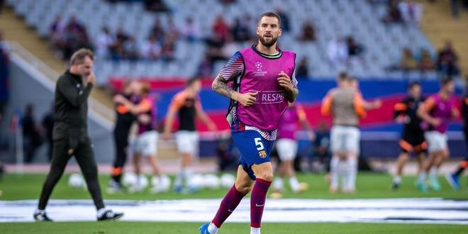 阿尔特塔：孔帕尼做什么都会很出色，他干得这么好我非常开心（阿尔特塔盛赞孔帕尼：无论做什么都很出色，他的成功让我很开心）