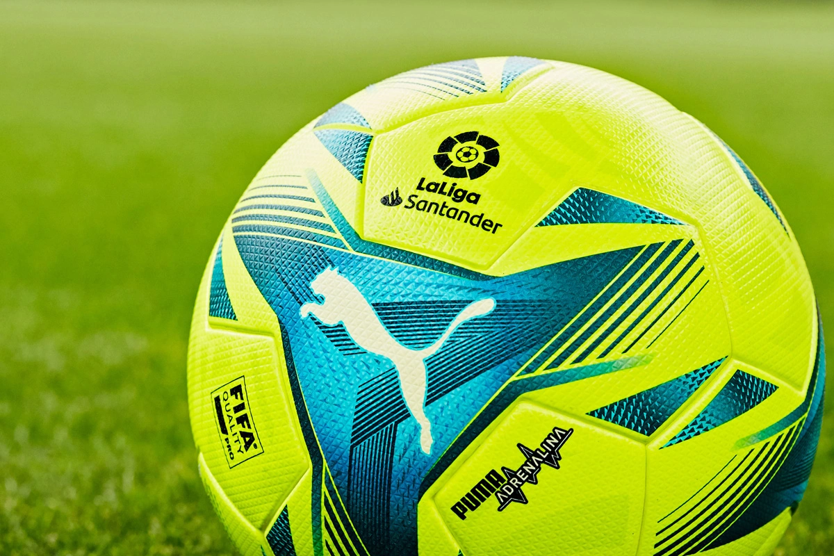 尤尔曼德：药厂目前无法和顶级球队比；阿隆索刚来时情况也这样（尤尔曼德：勒沃库森目前还达不到顶级队水准，阿隆索执教初期同样如此）