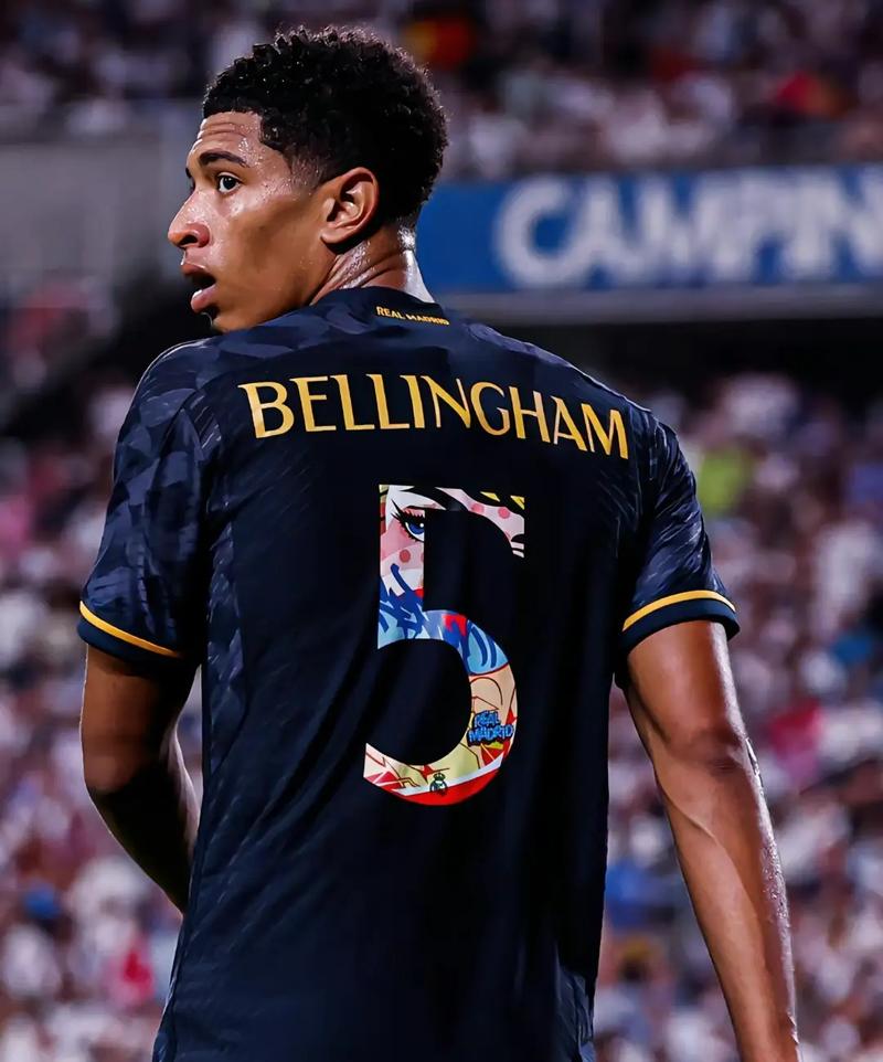 2进2出，再见利物浦！曝英超名帅空降，欧冠功勋离队（双进双出，利物浦迎别离！英超名帅或空降执掌，欧冠功勋将告别）